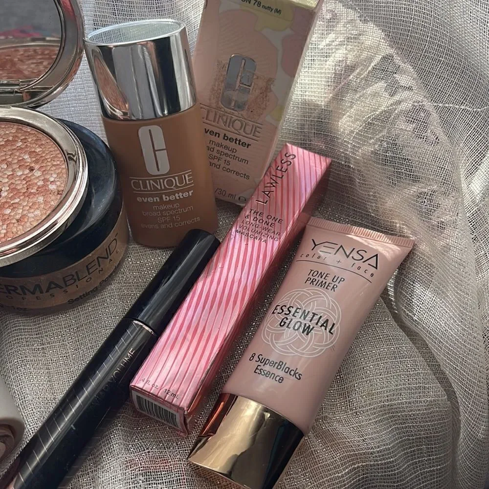 Makeup/ beauty bundle clinique primer foundation mascara eyelash eyeliner nip
